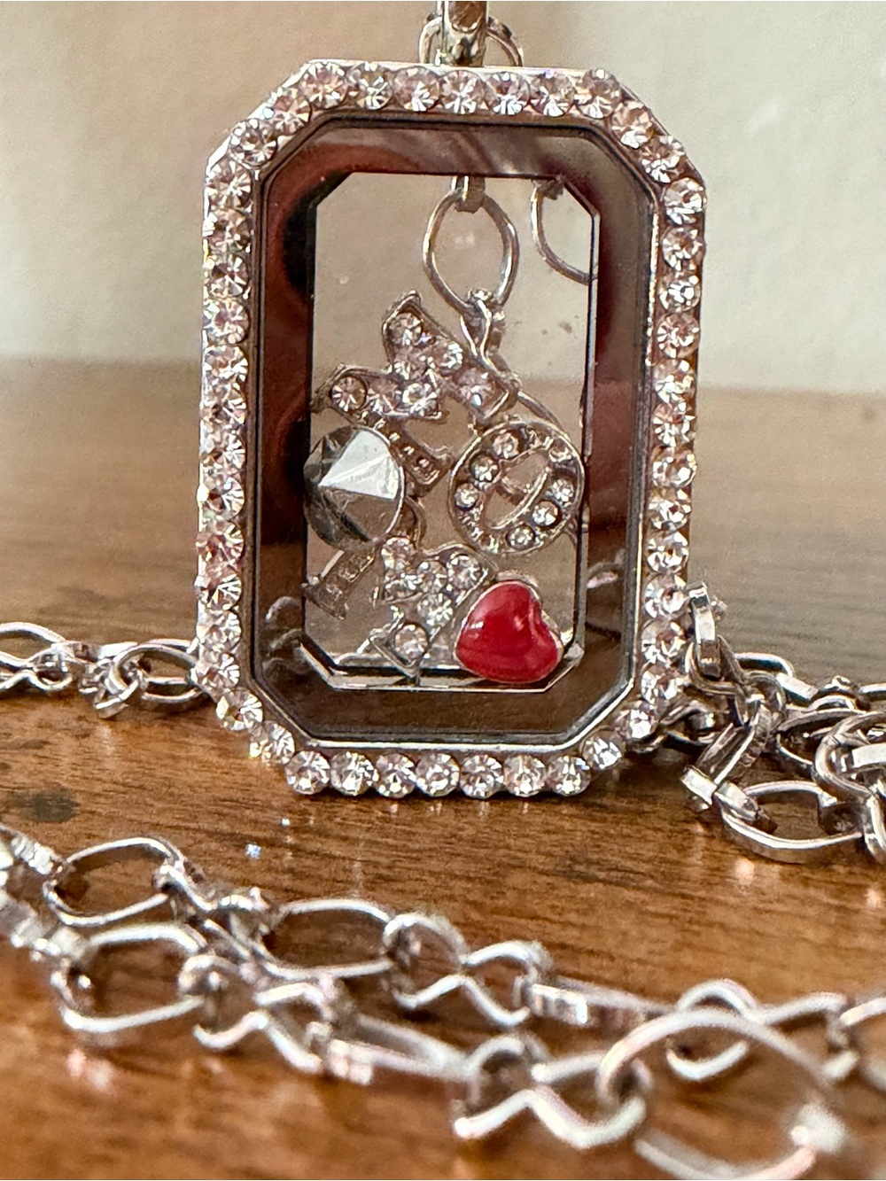 Elegant Silver 'Mom' Locket Charm Necklace Hand Crafted